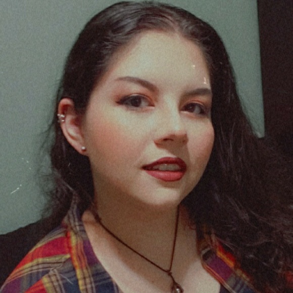 Hello, I'm Allyson! - Picture 1 of 1